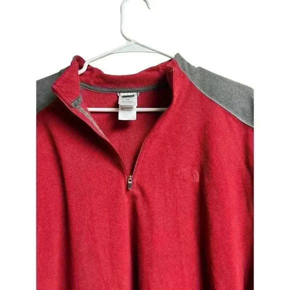 The North Face Men's Medium Red Gray TKA 100 1/4 Zip Fleece Pullover Lightweight - Picture 2 of 9